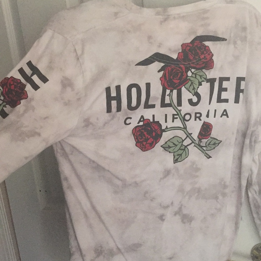 Hollister shirt